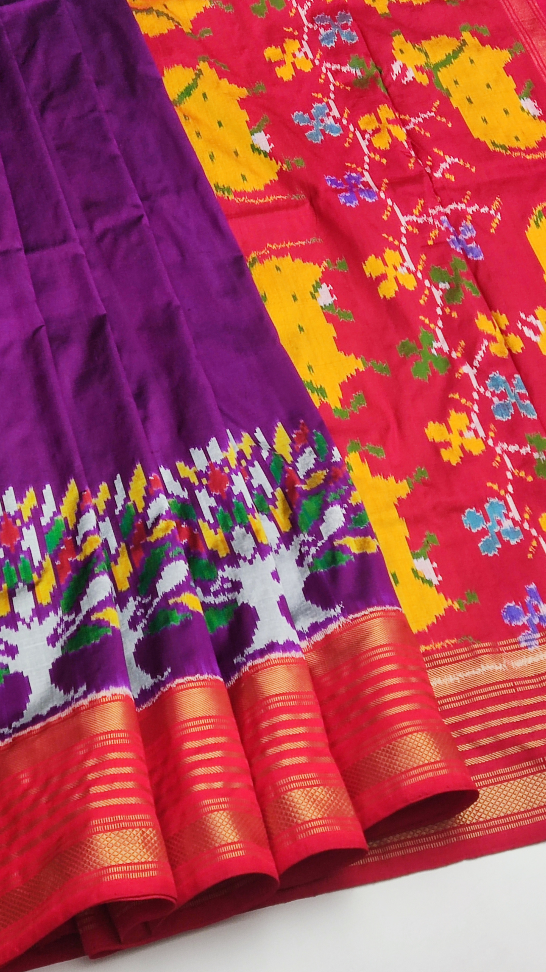 62f PURE IKKAT PATTU - Image 1